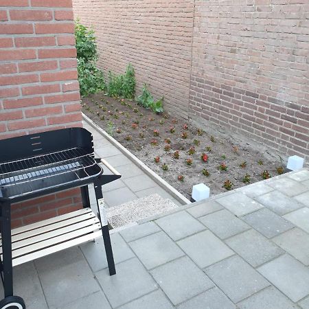 Cosy House In The Heart Of The Center! Apartment Oostburg Exterior foto