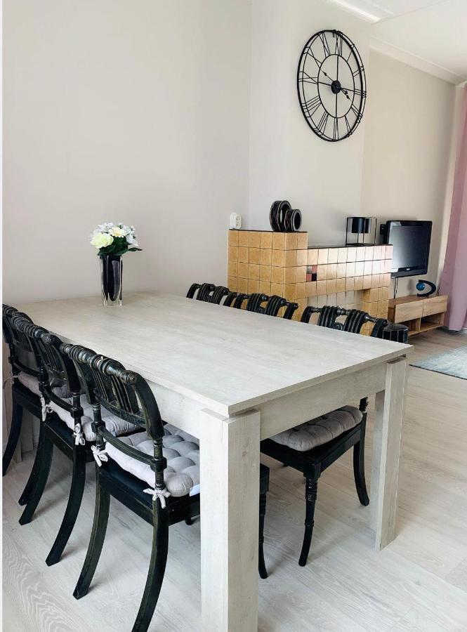 Cosy House In The Heart Of The Center! Apartment Oostburg Exterior foto